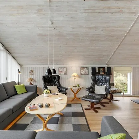 Gorgeous In Thisted With Wifi Holiday home